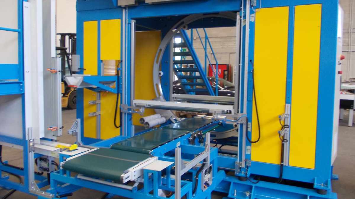 Panels Cutting Machine - FinMach